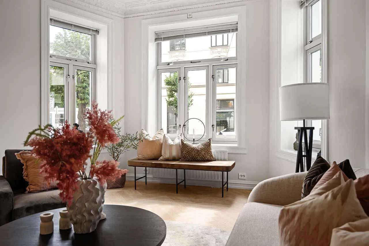 Home Window Tinting: Expert Guide